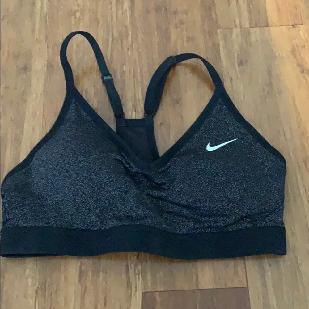 Nike S Sports Bra